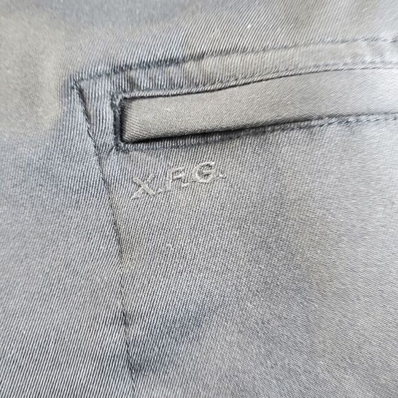 IZOD Golf Shorts Men's 36 Navy Blue Slash Pockets Casual Flat Front Regular Fit - Picture 7 of 9